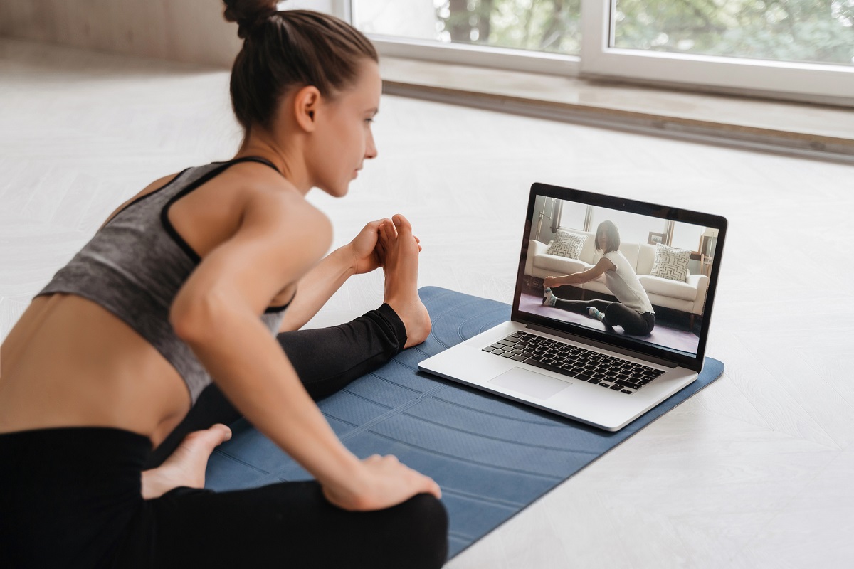 Domáce cvičenie jógy online